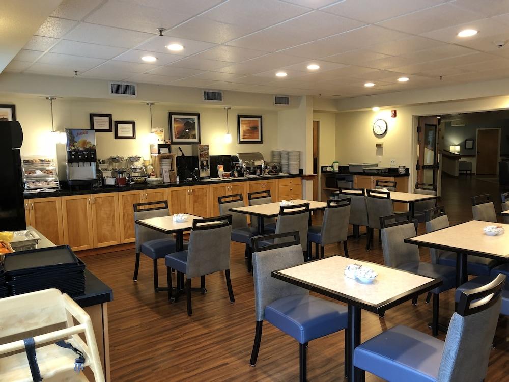 Best Western Plus Edmonds Harbor Inn Exterior foto